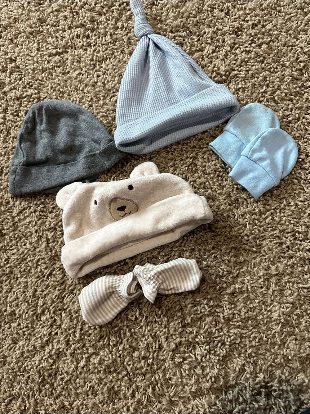 Newborn Baby Knit and Fleece Hat & Mitten Set - Light Blue, Gray, Cream